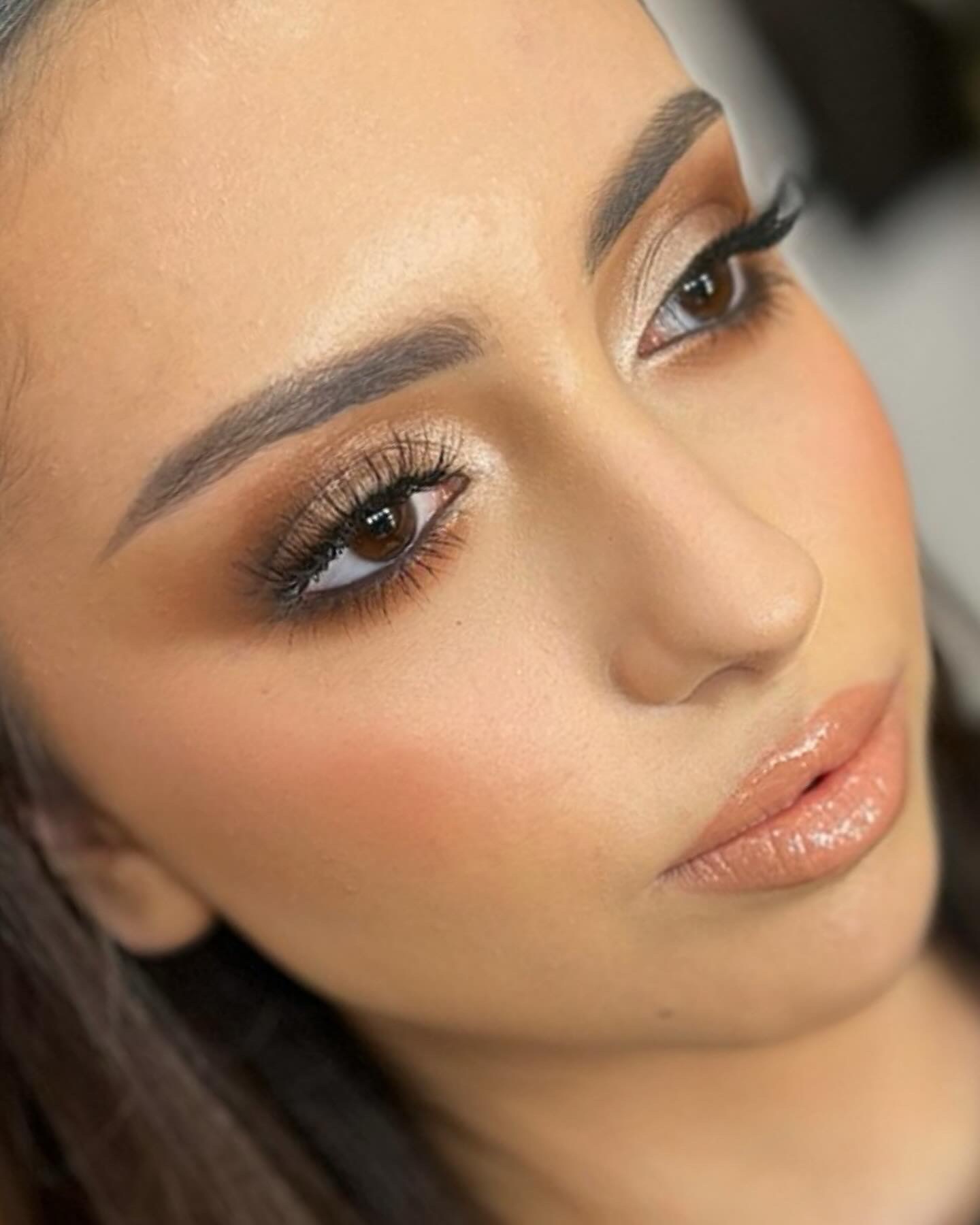 Beauty makeup by Monica Panait